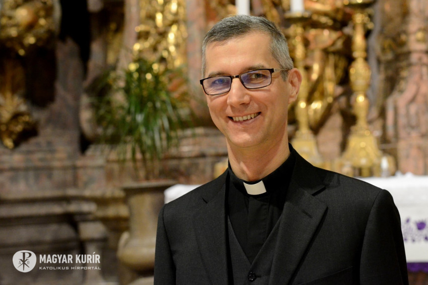 Martos Levente Balázs atya az új esztergomi segédpüspök